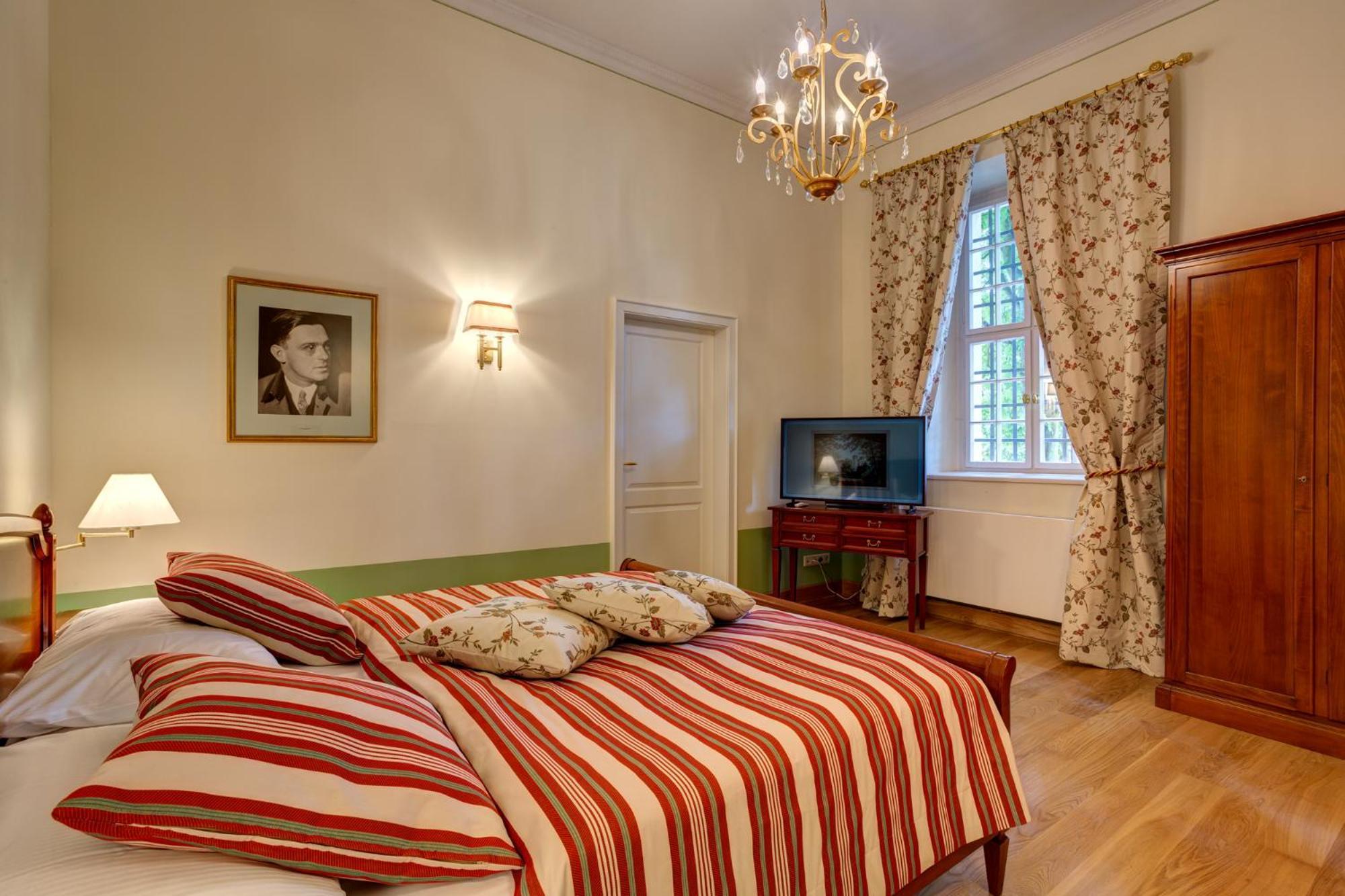 Urlaubsresidenz Marstall Und Kanzlei Im Schlossensemble Lübbenau Rom bilde